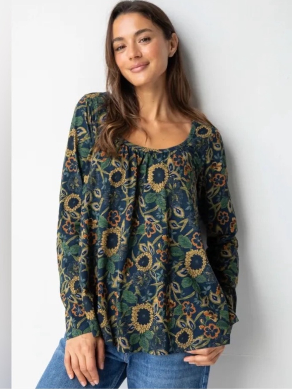 NATURAL LIFE Floral Sunflower Print Scoop Neck Top in Navy, Green, Mustard